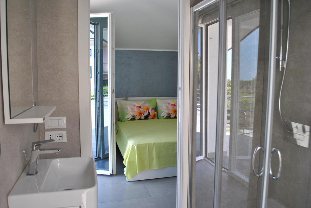 Villa Dedalisa By Holidayngo Acireale Exterior photo