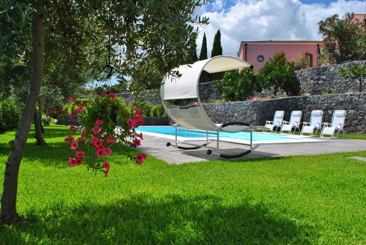 Villa Dedalisa By Holidayngo Acireale Exterior photo