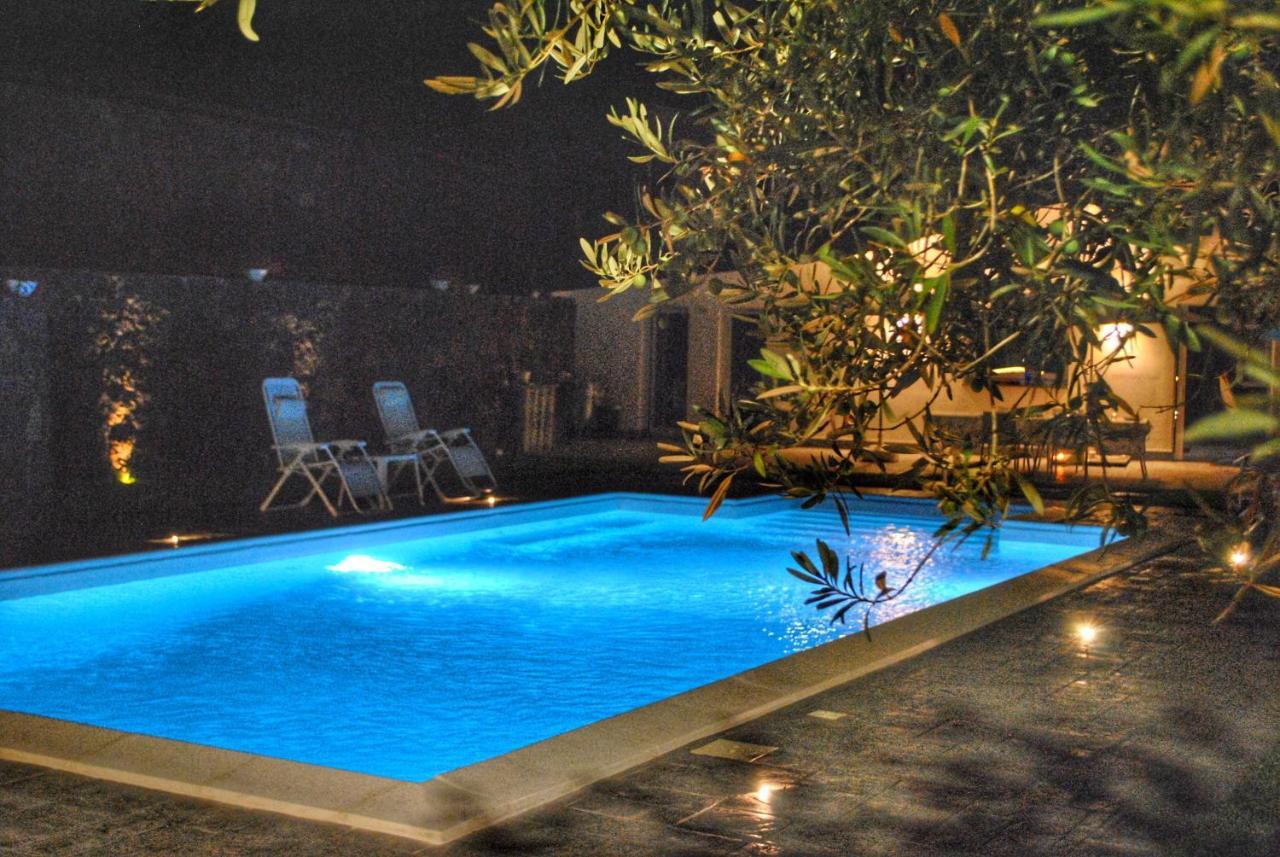 Villa Dedalisa By Holidayngo Acireale Exterior photo